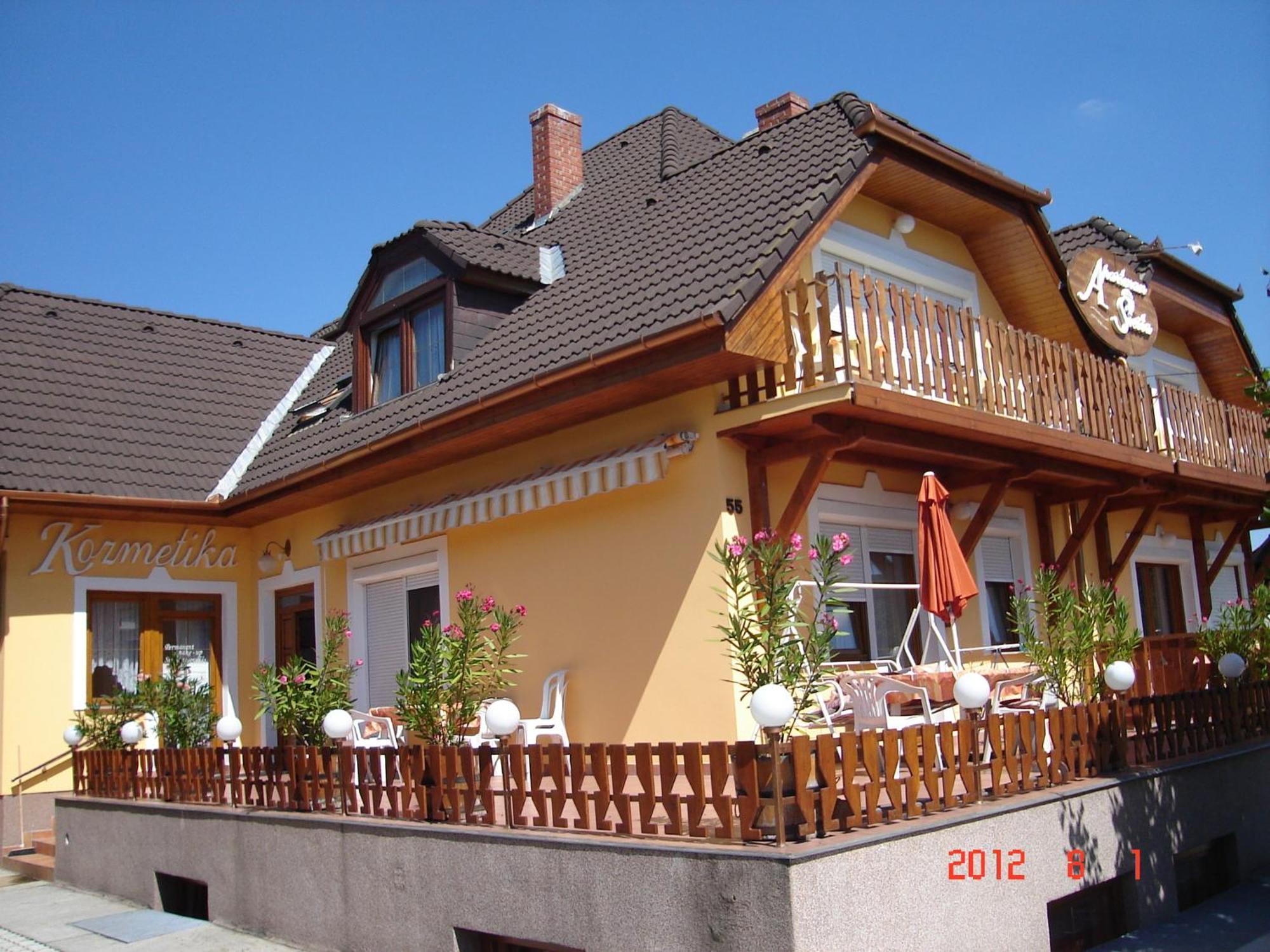Apartman Siesta Buek - Buekfuerdo Zewnętrze zdjęcie
